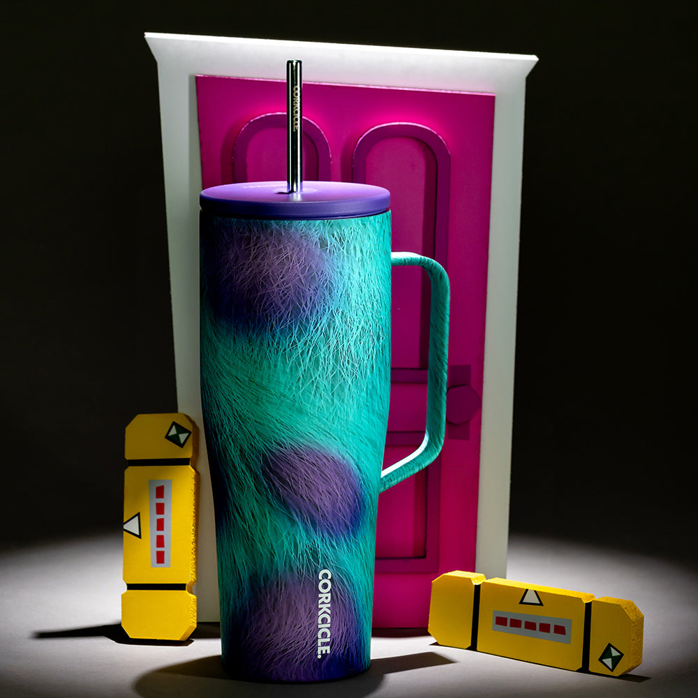 disney-pixar-cold-cup-xl-o5 MonstersInc-Lifestyle-PDP2.jpg